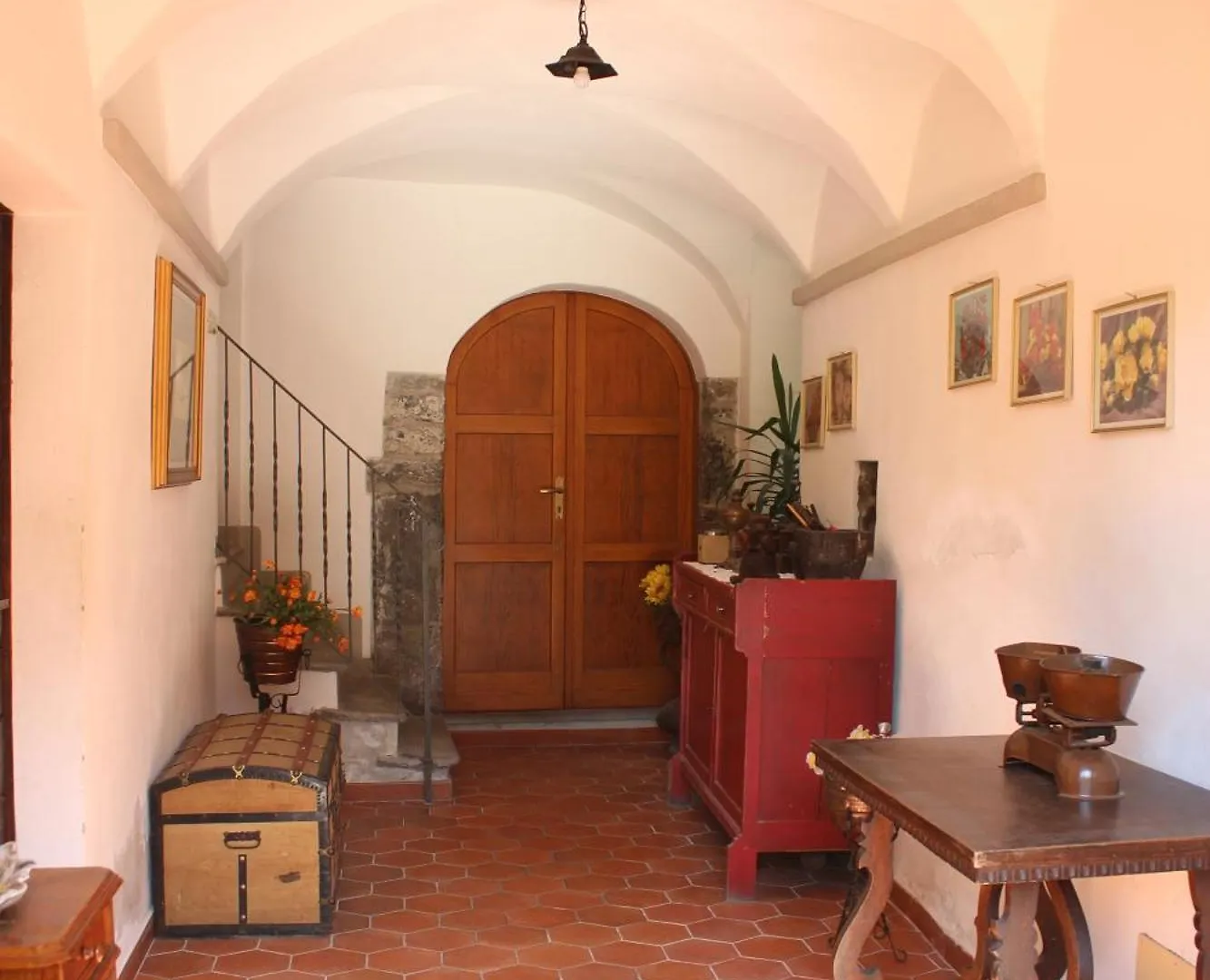 아파트 Riva Bianca Castle Holiday Home 리에르나